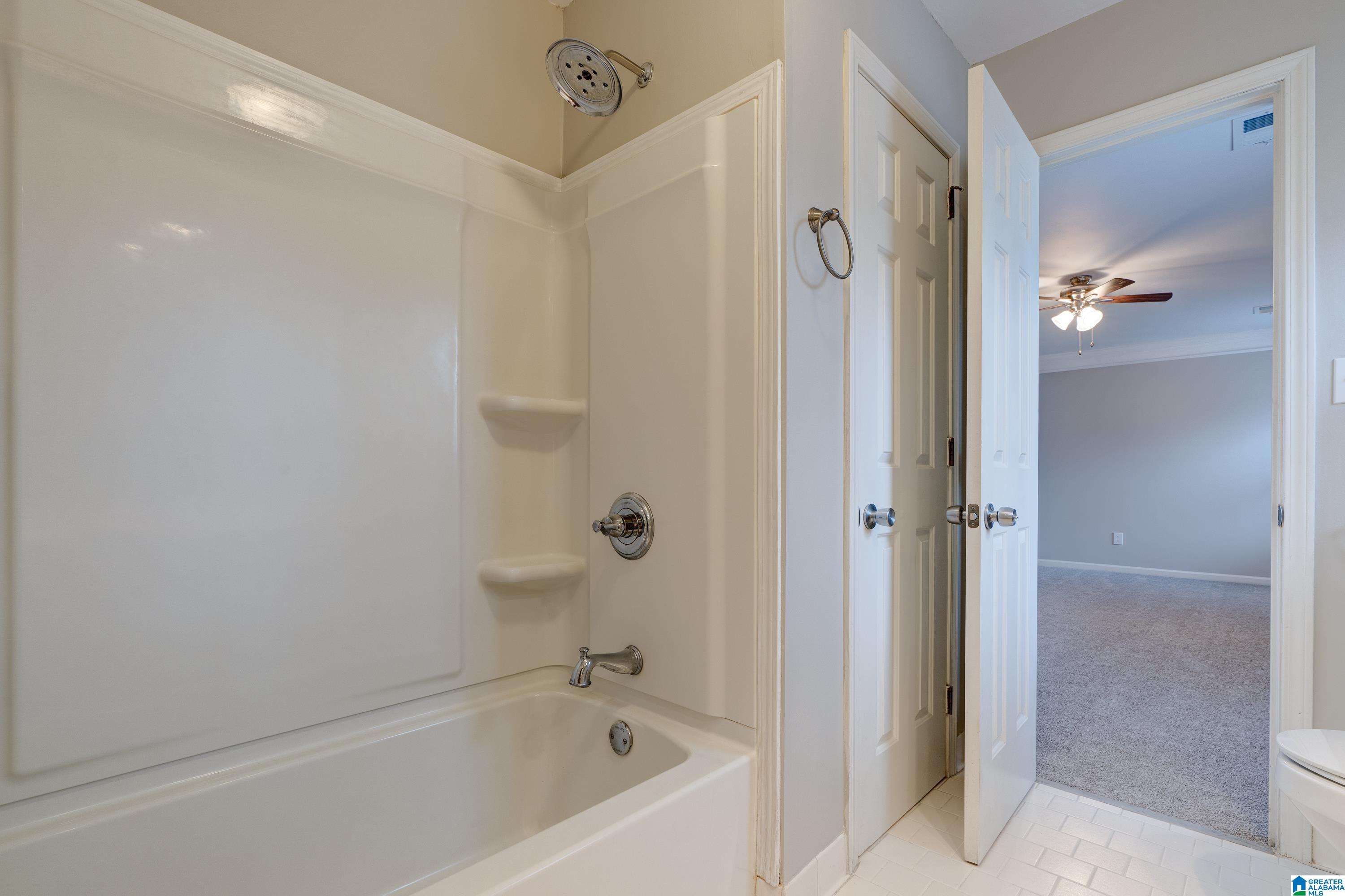 6049 Woodvale Road Helena, AL 35080 - Photo 25 of 46