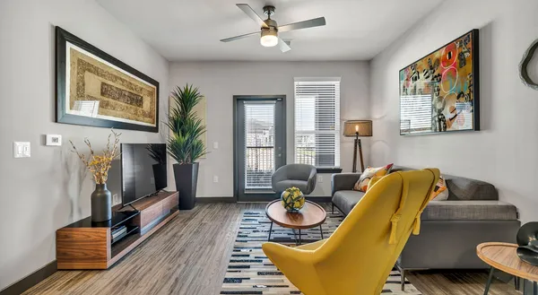 $1,660 | 8811 Farm To Market 1464, Unit 6108, Richmond, TX 77407