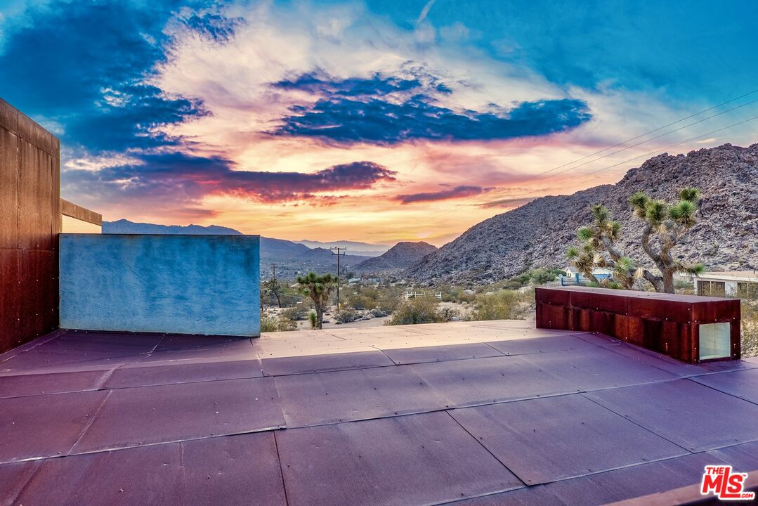 63131 Rocking Chair Road Joshua Tree, CA 92252 - Photo 5 of 66