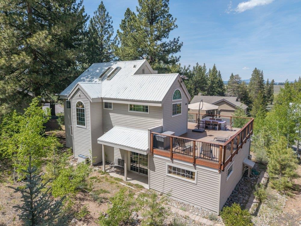 263 Basque Drive Truckee, CA 96161 - Photo 2 of 28
