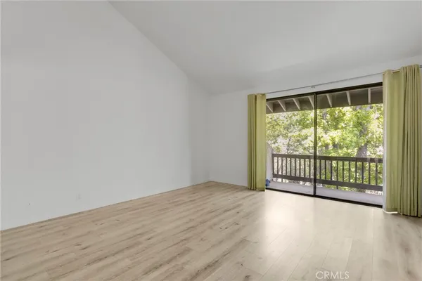 $4,600 | 21900 Marylee Street, Unit 257, Woodland Hills, CA 91367