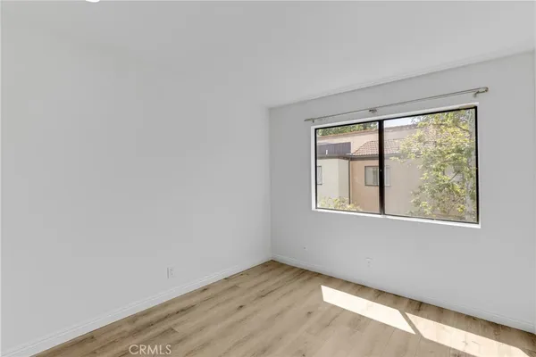 $4,600 | 21900 Marylee Street, Unit 257, Woodland Hills, CA 91367