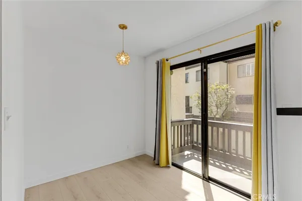 $4,600 | 21900 Marylee Street, Unit 257, Woodland Hills, CA 91367