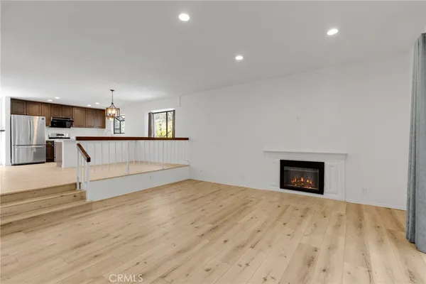 $4,600 | 21900 Marylee Street, Unit 257, Woodland Hills, CA 91367