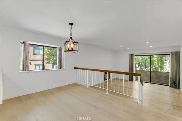 $4,600 | 21900 Marylee Street, Unit 257, Woodland Hills, CA 91367