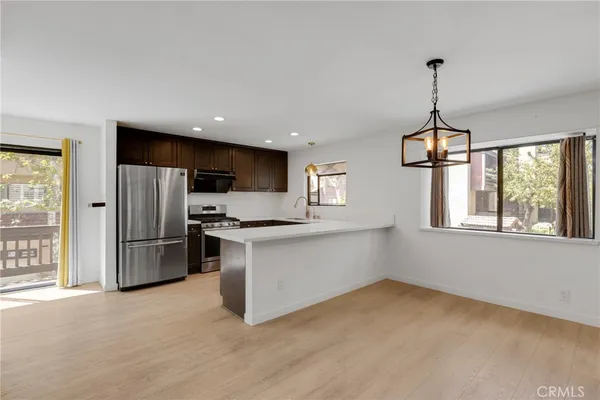 $4,600 | 21900 Marylee Street, Unit 257, Woodland Hills, CA 91367