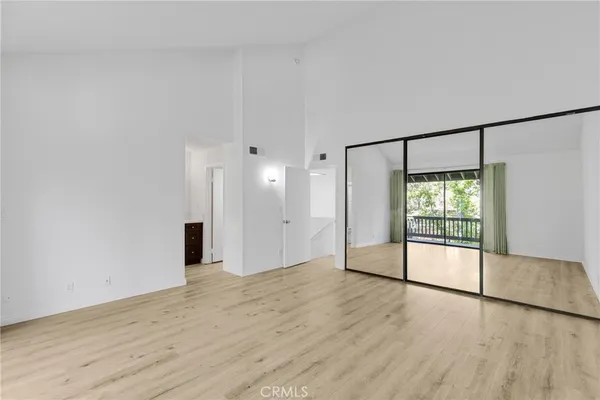$4,600 | 21900 Marylee Street, Unit 257, Woodland Hills, CA 91367