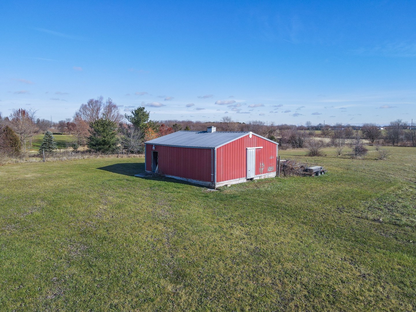 27429 South Scheer Road Manhattan, IL 60442 - Photo 6 of 21 a view of a barn with big yard