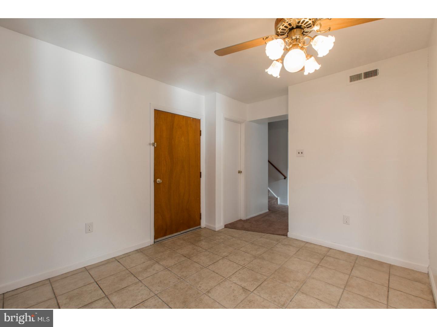 8993 Springview Road Philadelphia, PA 19115 - Photo 15 of 25 Master Bedroom