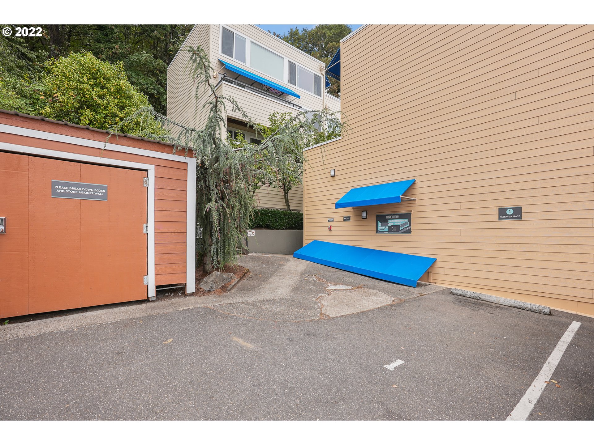 3701 Southwest Condor Avenue, Unit T3 Portland, OR 97239 - Photo 21 of 23 a view of outdoor space and yard