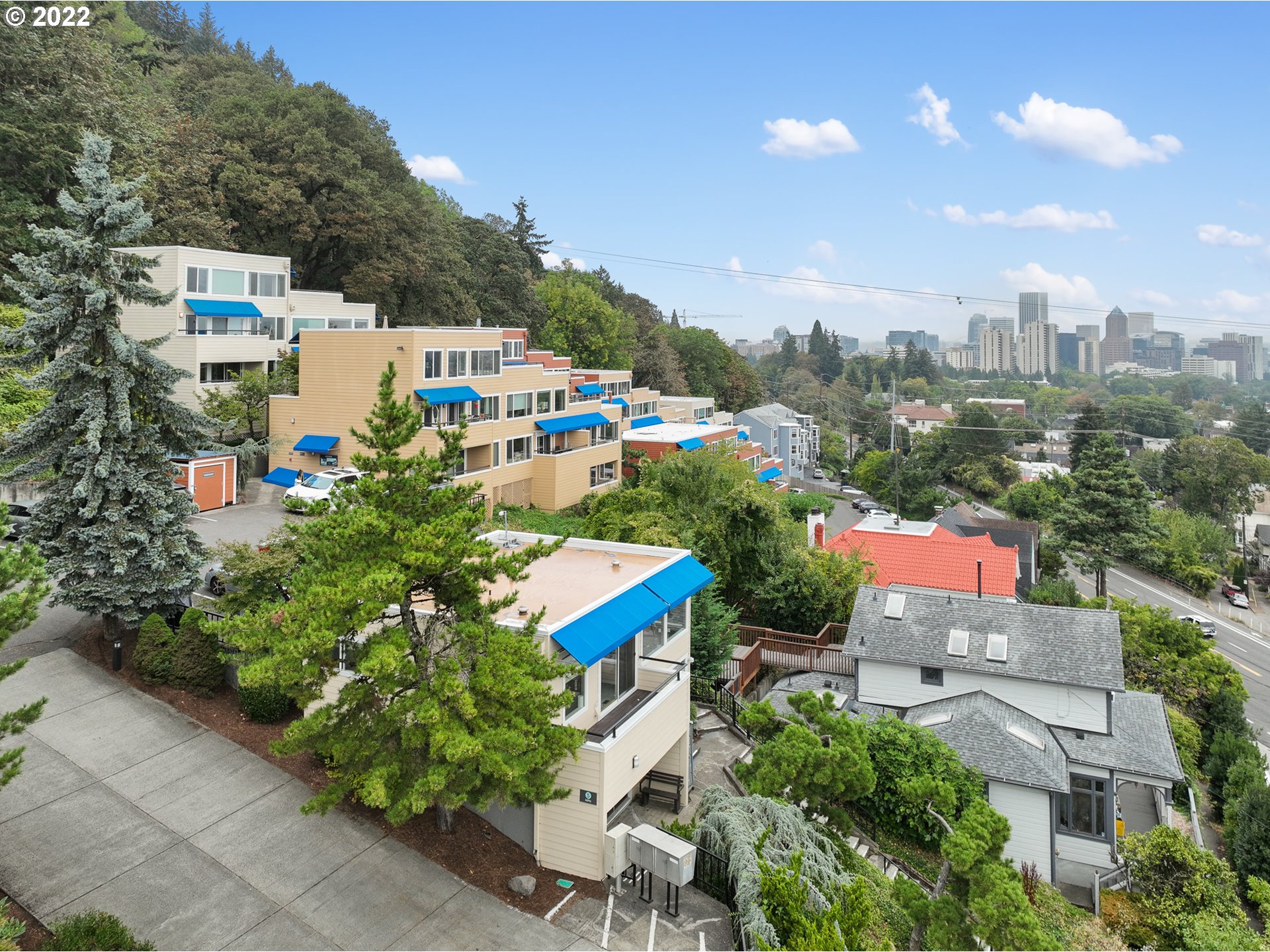 3701 Southwest Condor Avenue, Unit T3 Portland, OR 97239 - Photo 22 of 23 a view of city