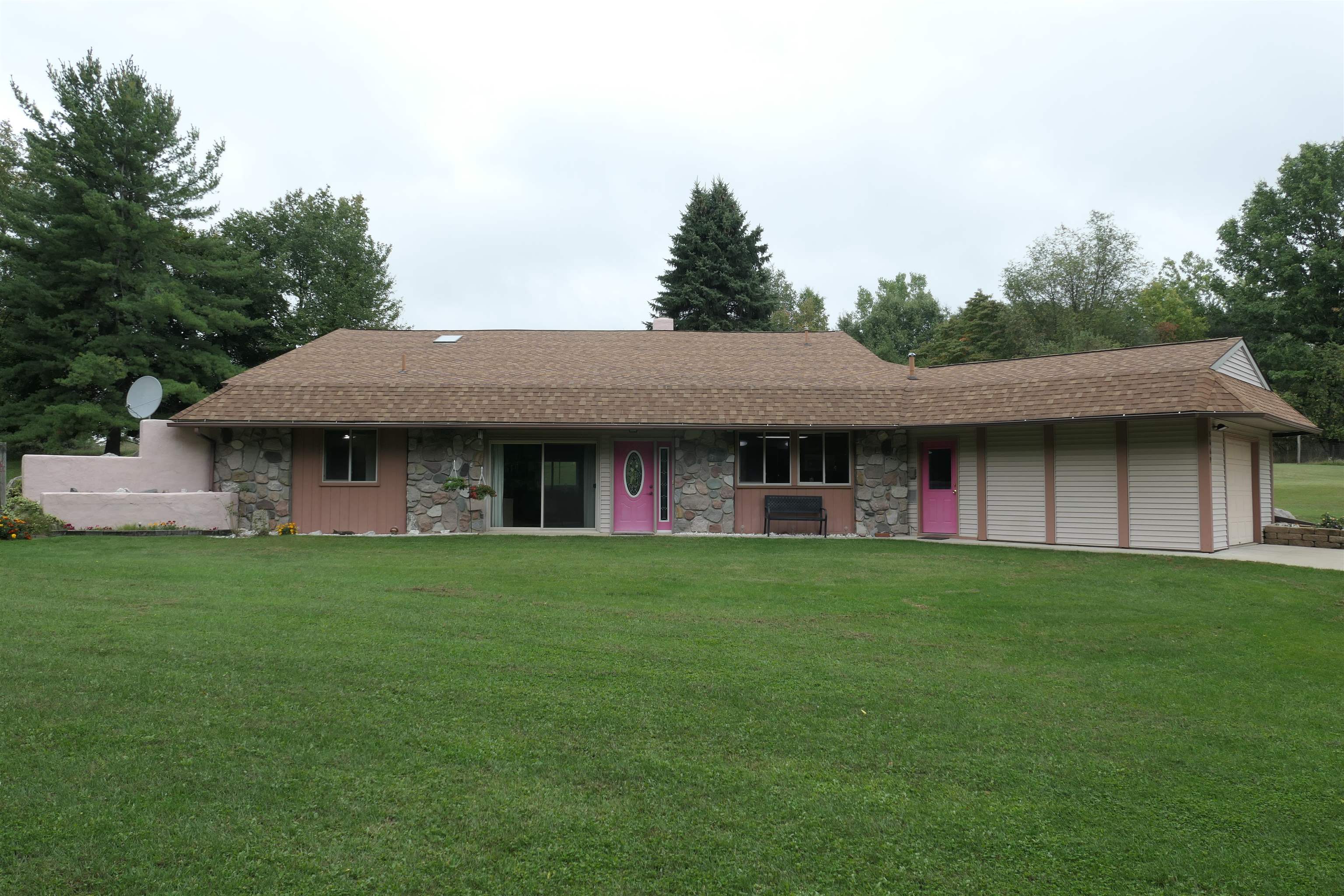 5669 Lake Montcalm Road Northeast Edmore, MI 48829 - Photo 1 of 41