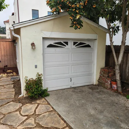 $4,800 | 906 North Nopal Street, Santa Barbara, CA 93103