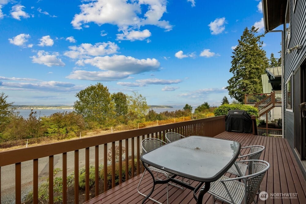 3772 Bells Beach Road Langley, WA 98260 - Photo 7 of 40 Gallery Image 7