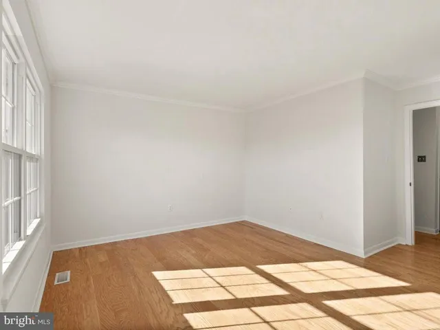 $2,150 | 15278 Cloverdale Road, Woodbridge, VA 22193