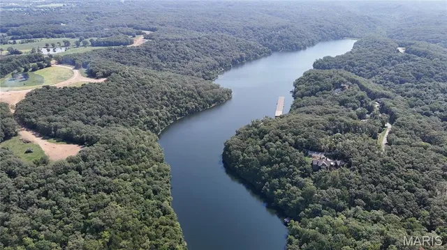 $300,000 | 408 Stones Throw Court, Defiance, MO 63341