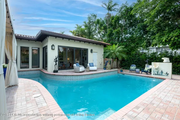 $40,000 | 264 Everglade Avenue, Palm Beach, FL 33480