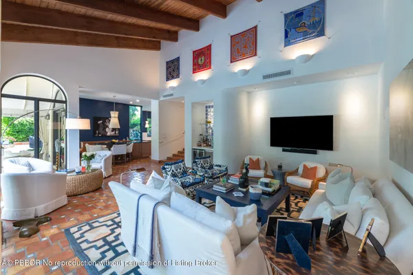 $40,000 | 264 Everglade Avenue, Palm Beach, FL 33480