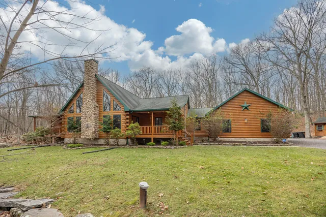 $4,000 | 1212 Acacia Drive, Hawley, PA 18428