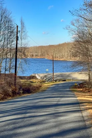 $4,000 | 1212 Acacia Drive, Hawley, PA 18428