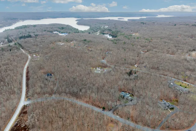 $4,000 | 1212 Acacia Drive, Hawley, PA 18428