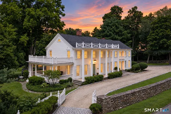 $2,395,000 | 89 Chestnut Hill Road, Wilton, CT 06897