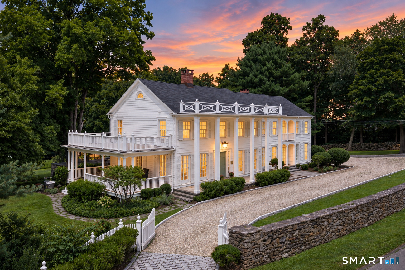89 Chestnut Hill Road Wilton, CT 06897 - Photo 1 of 40 Gallery Image 1
