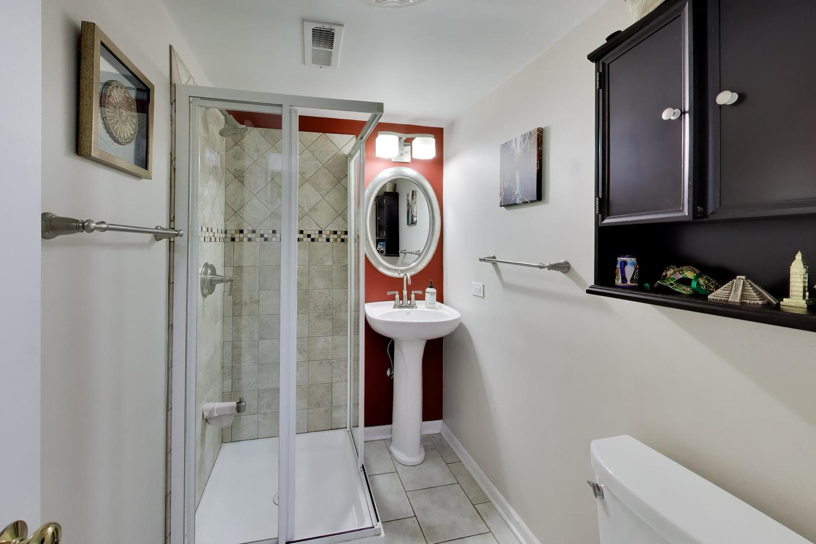 2167 Midhurst Road Downers Grove, IL 60516 - Photo 26 of 38