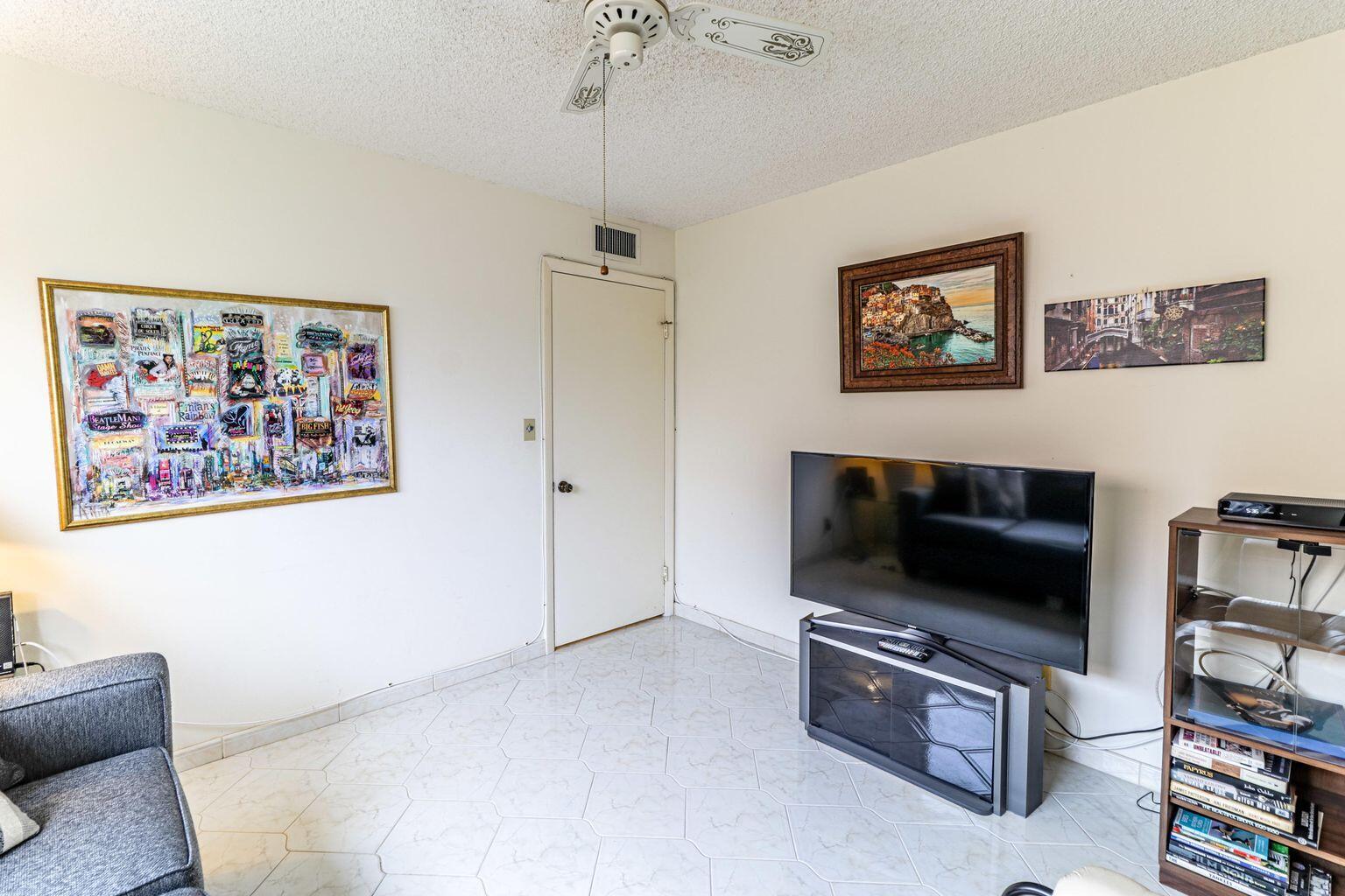 15216 Lakes Of Delray Boulevard, Unit 148 Delray Beach, FL 33484 - Photo 10 of 14 guest bedroom 1