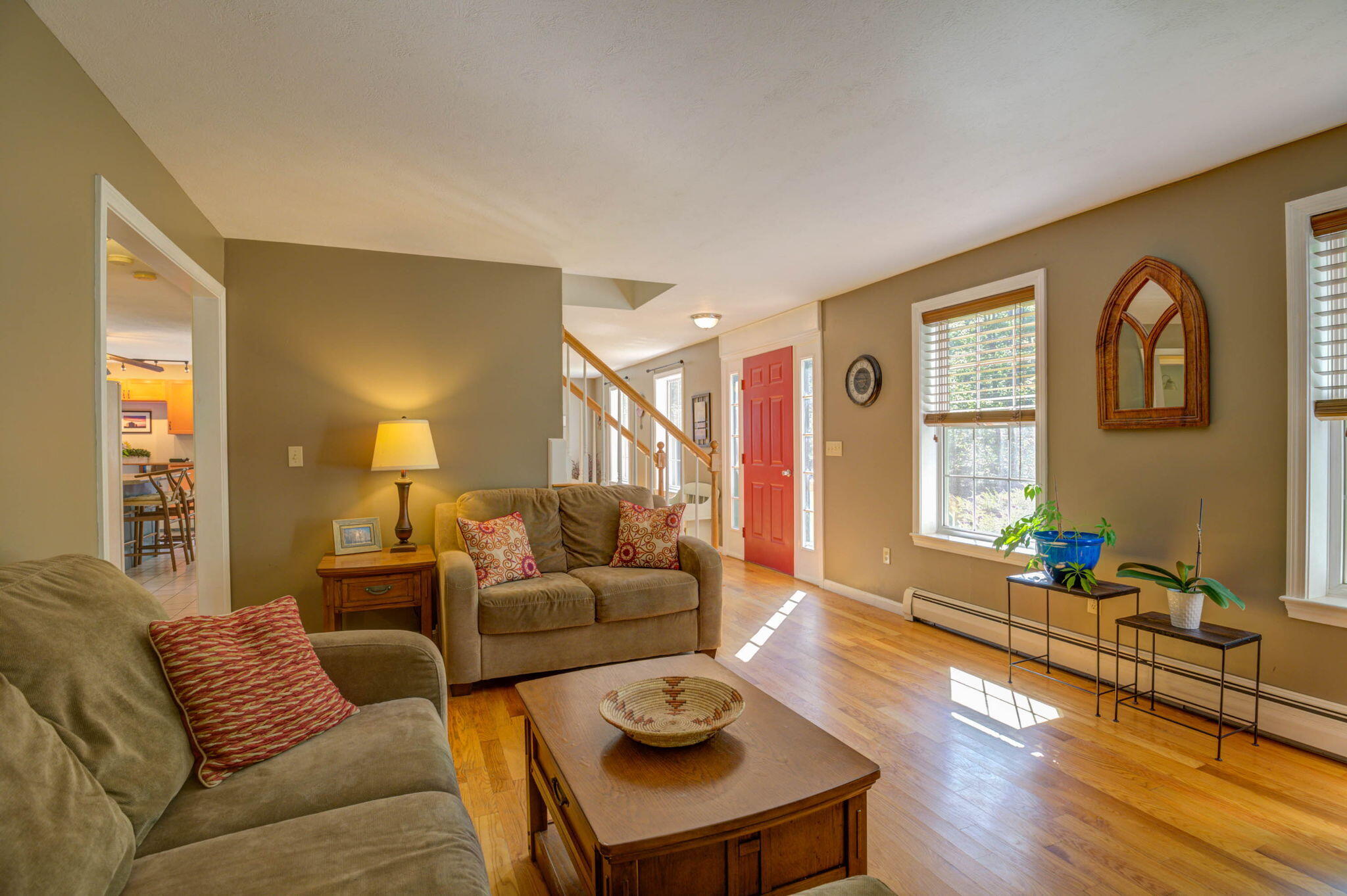 191 Valley Road Raymond, ME 04071 - Photo 8 of 48 10-web-or-mls-pic-10