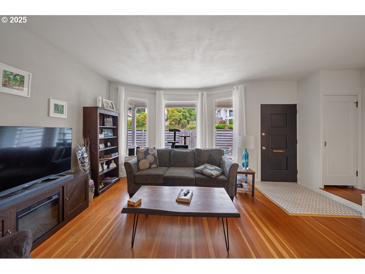 662 South 11th Street Coos Bay, OR 97420 - Photo 19 of 47