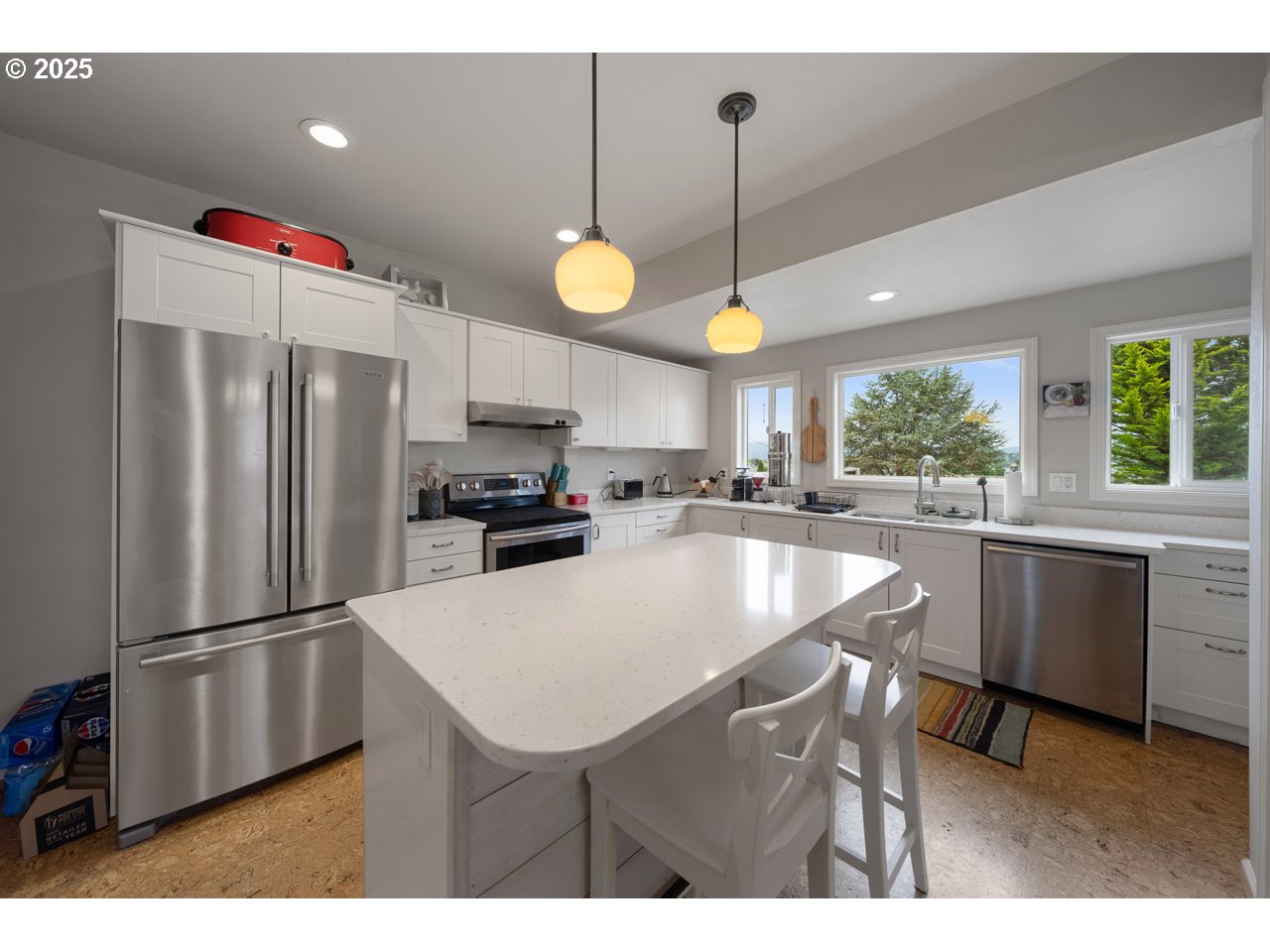 662 South 11th Street Coos Bay, OR 97420 - Photo 29 of 47