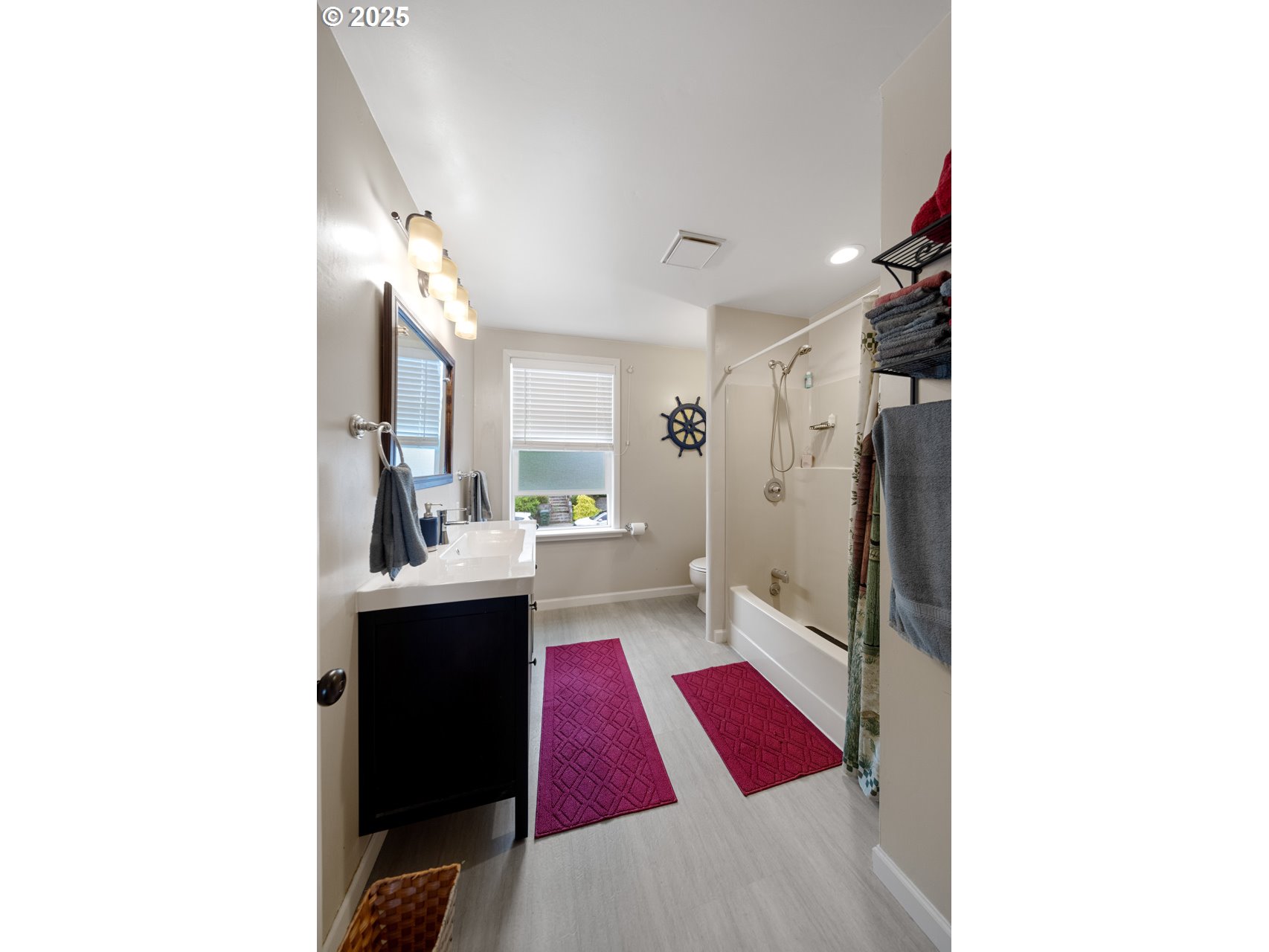 662 South 11th Street Coos Bay, OR 97420 - Photo 39 of 47