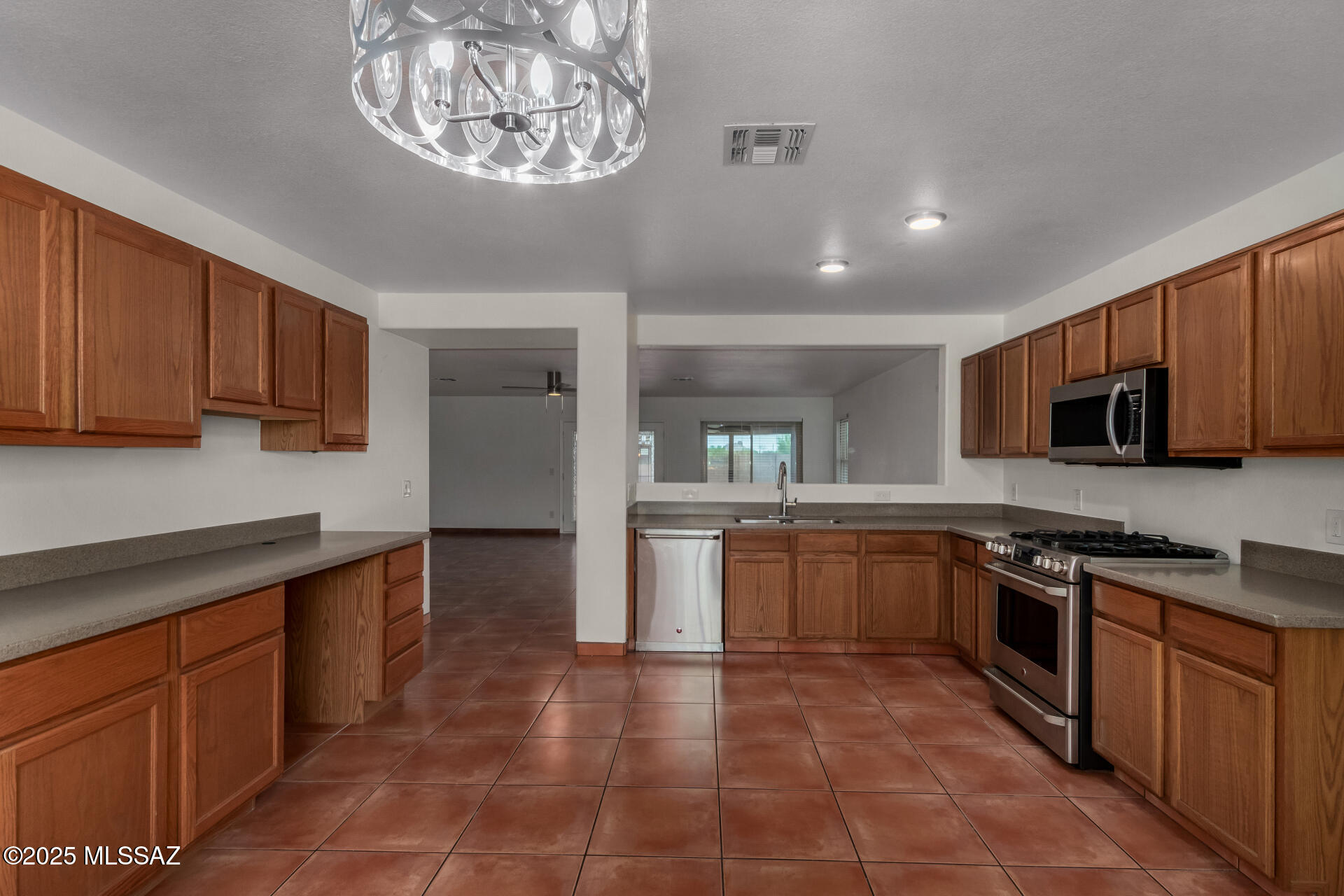 3685 South Double Echo Road Tucson, AZ 85735 - Photo 15 of 33 Gallery Image 15
