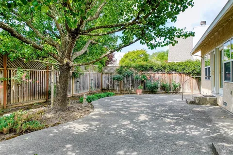 $1,050,000 | 155 Cooper Street, Sonoma, CA 95476