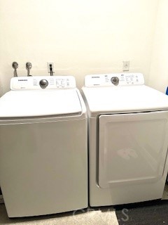 123 Pasto Rico Rancho Santa Margarita, CA 92688 - Photo 11 of 13 a utility room with dryer and washer