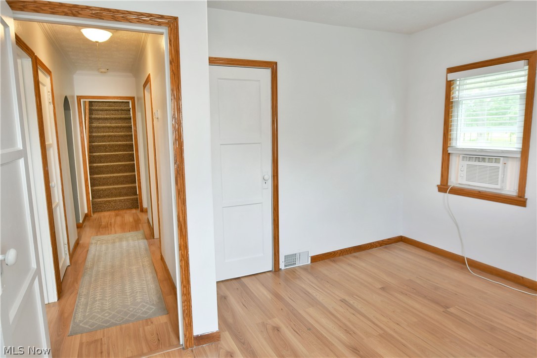 1071 Niles Vienna Road Vienna, OH 44473 - Photo 19 of 35 Gallery Image 19