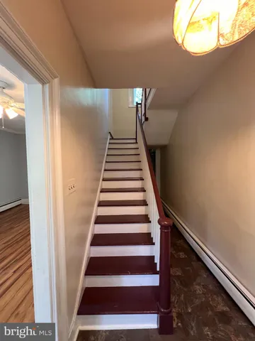 $2,100 | 704 West Washington Street, Charles Town, WV 25414