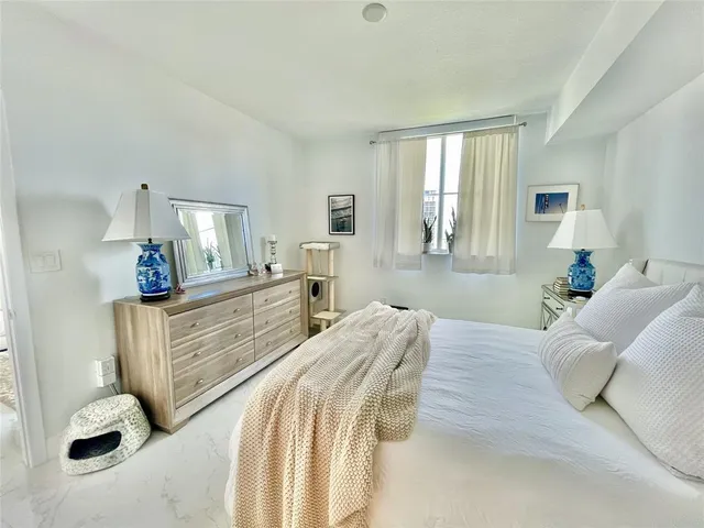 $405,000 | 3020 Northeast 32nd Avenue, Unit 905, Fort Lauderdale, FL 33308