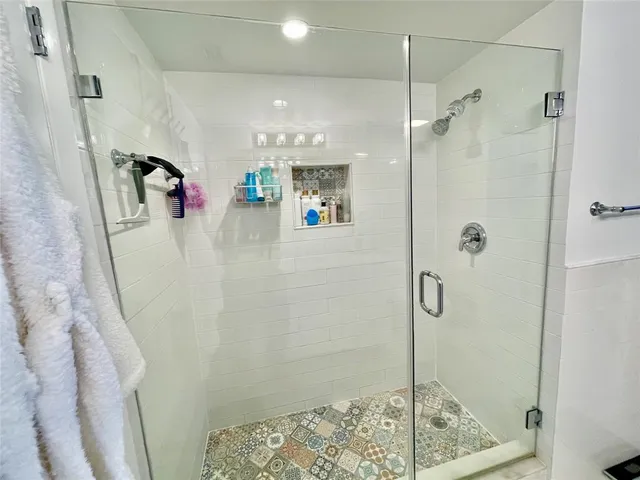 $405,000 | 3020 Northeast 32nd Avenue, Unit 905, Fort Lauderdale, FL 33308