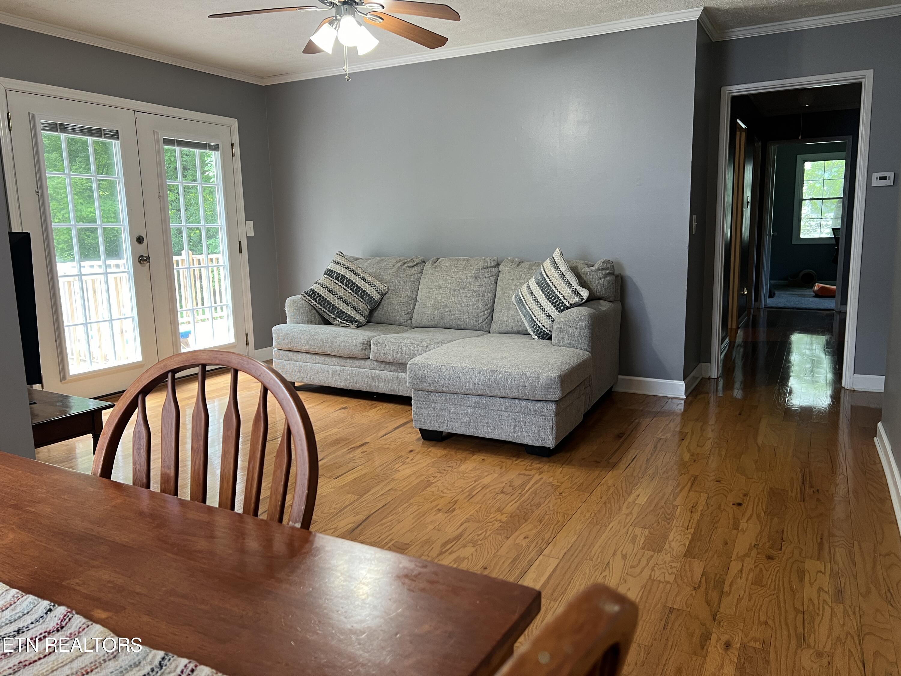136 Athens Road Oak Ridge, TN 37830 - Photo 14 of 50 lr8