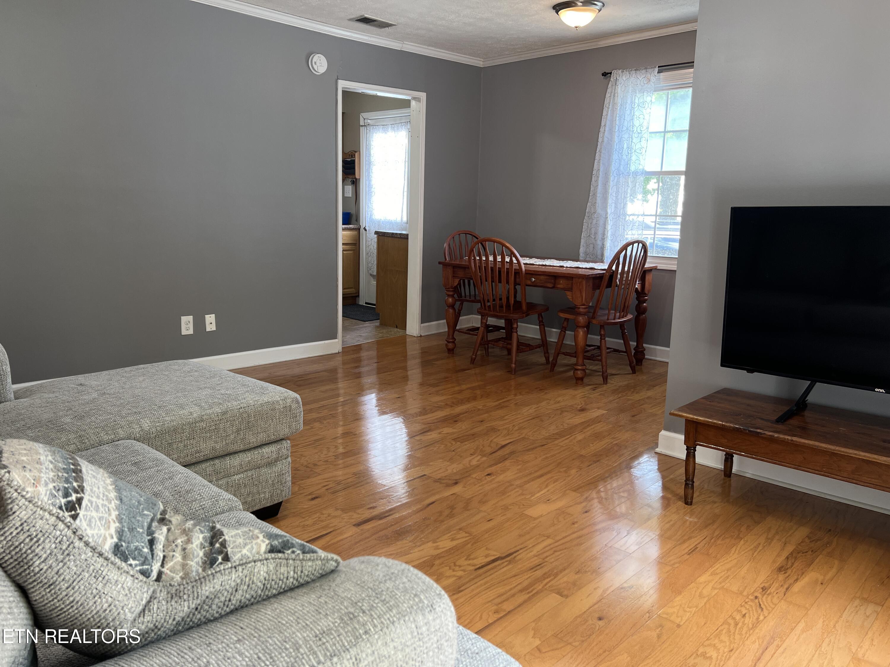 136 Athens Road Oak Ridge, TN 37830 - Photo 19 of 50 lr6