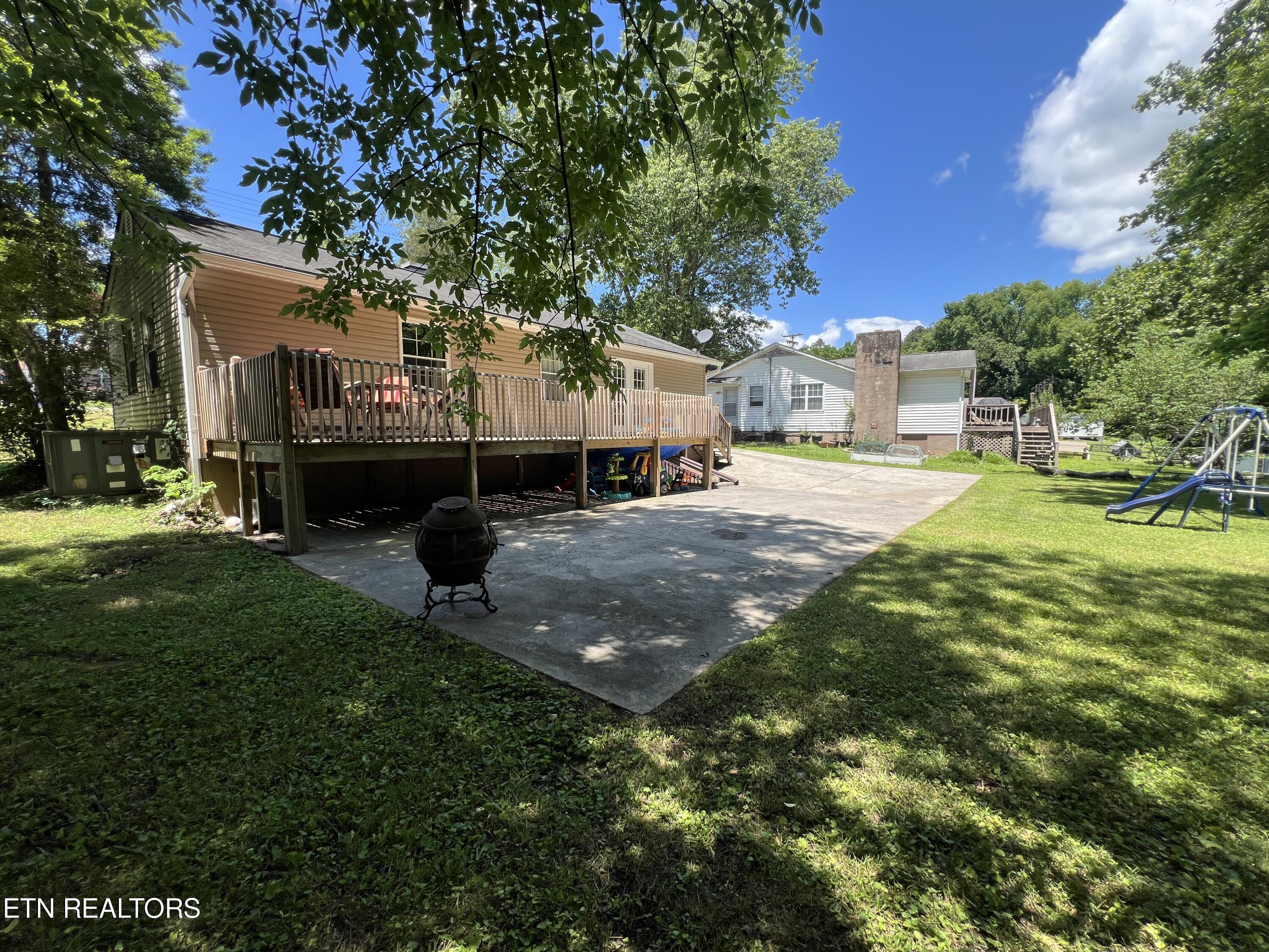 136 Athens Road Oak Ridge, TN 37830 - Photo 38 of 50 backyard 5