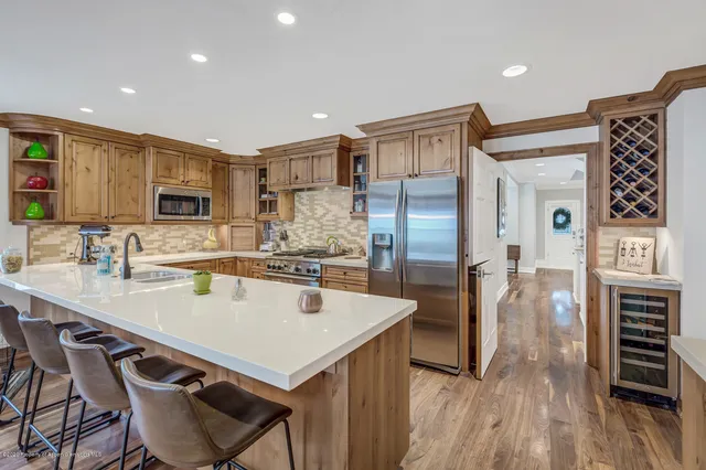 $35,000 | 633 West Main Street, Aspen, CO 81611