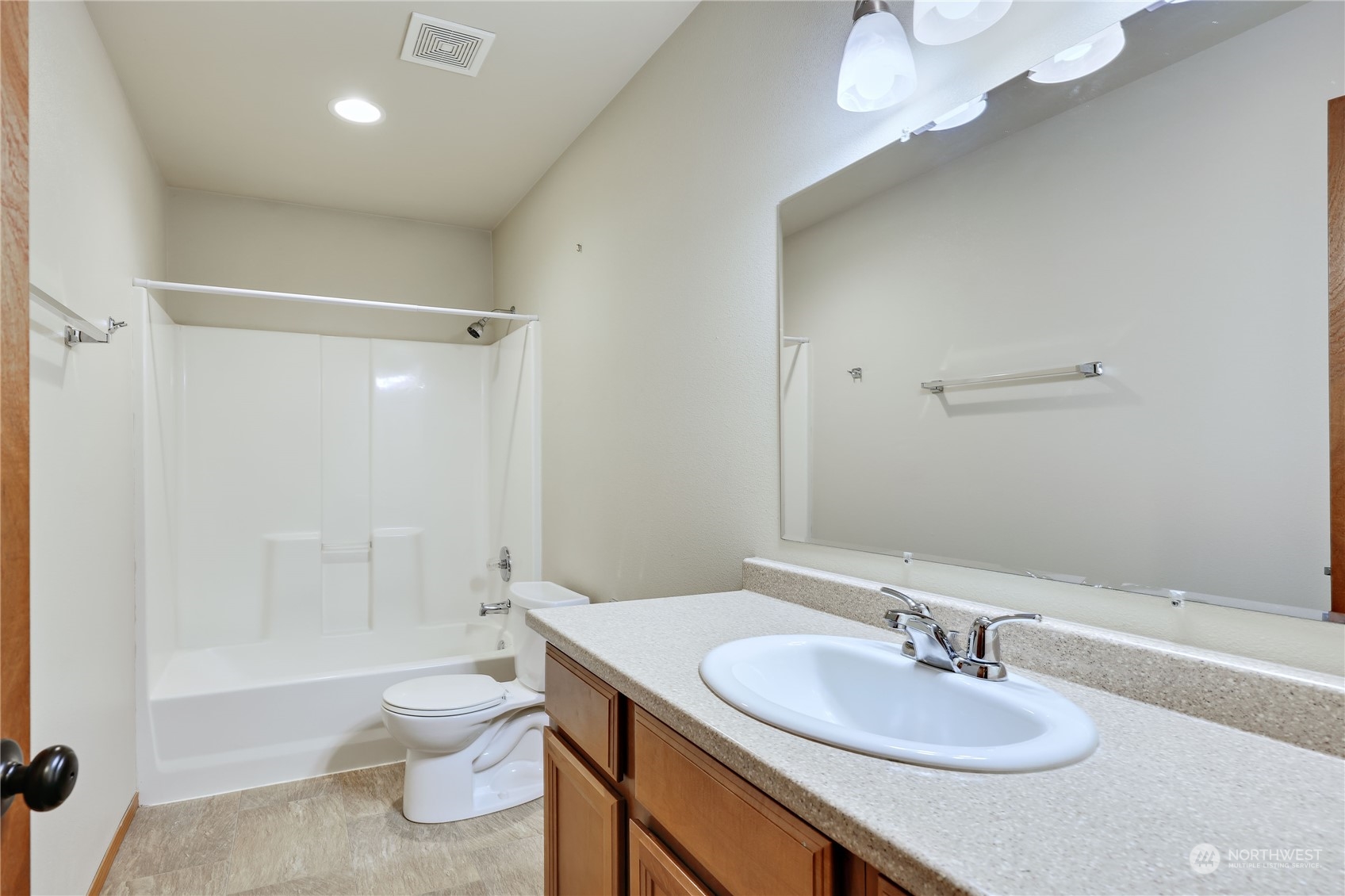 8481 Southeast Sedgwick Road Port Orchard, WA 98366 - Photo 16 of 29 Gallery Image 16