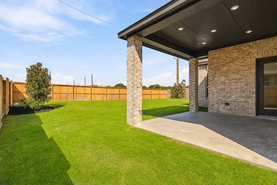 31738 Rosemary Road Fulshear, TX 77423 - Photo 22 of 24 Backyard