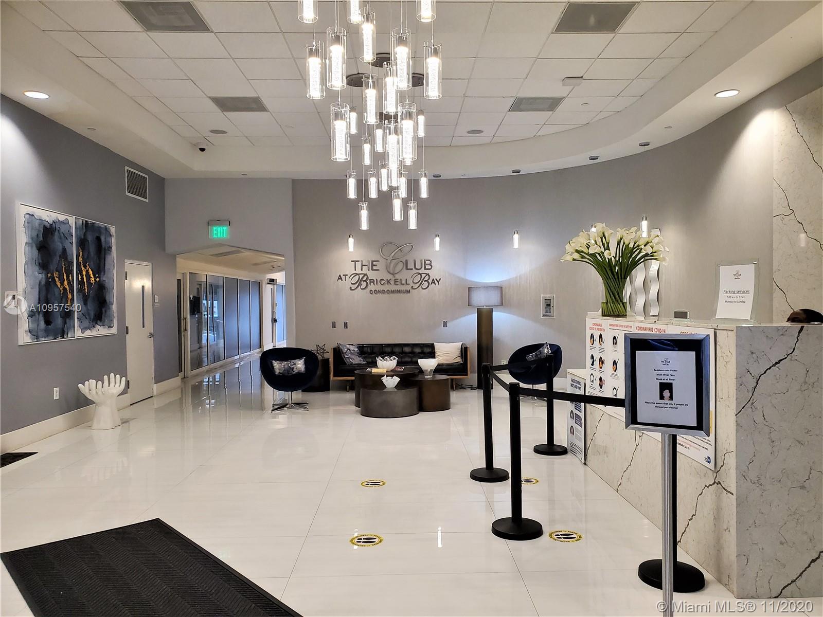 1200 Brickell Bay Drive, Unit 4003 Miami, FL 33131 - Photo 23 of 25