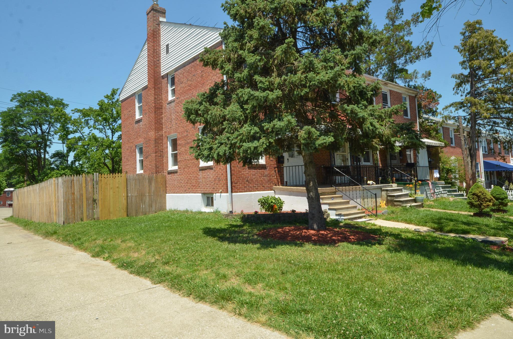 554 Welbrook Road Baltimore, MD 21221 - Photo 2 of 27 Exterior (General)