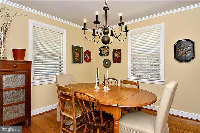 9619 Clearview Place Silver Spring, MD 20901 - Photo 4 of 30 Dining Room