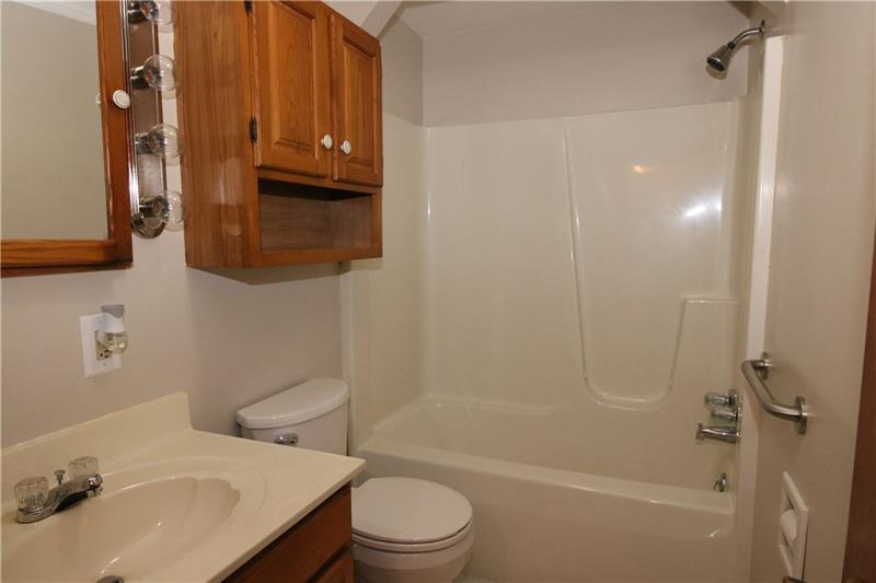 3364 Springfield Pike Normalville, PA 15469 - Photo 8 of 20
